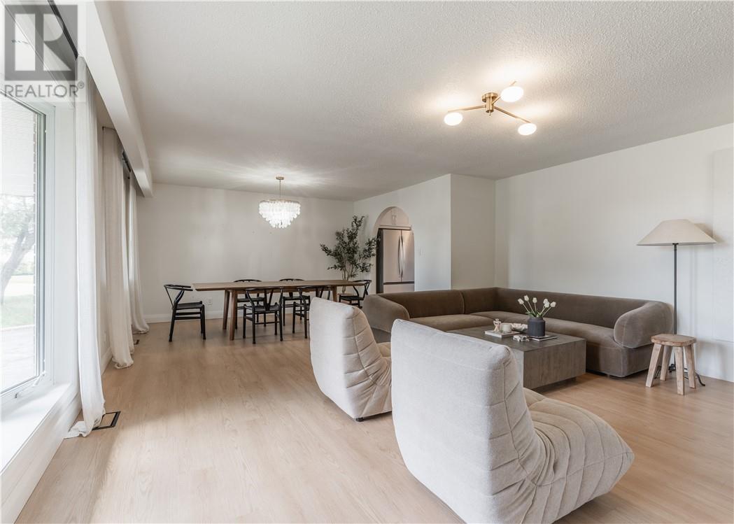 3182 Leo Avenue, Val Caron, Ontario  P3N 1B7 - Photo 6 - 2130104
