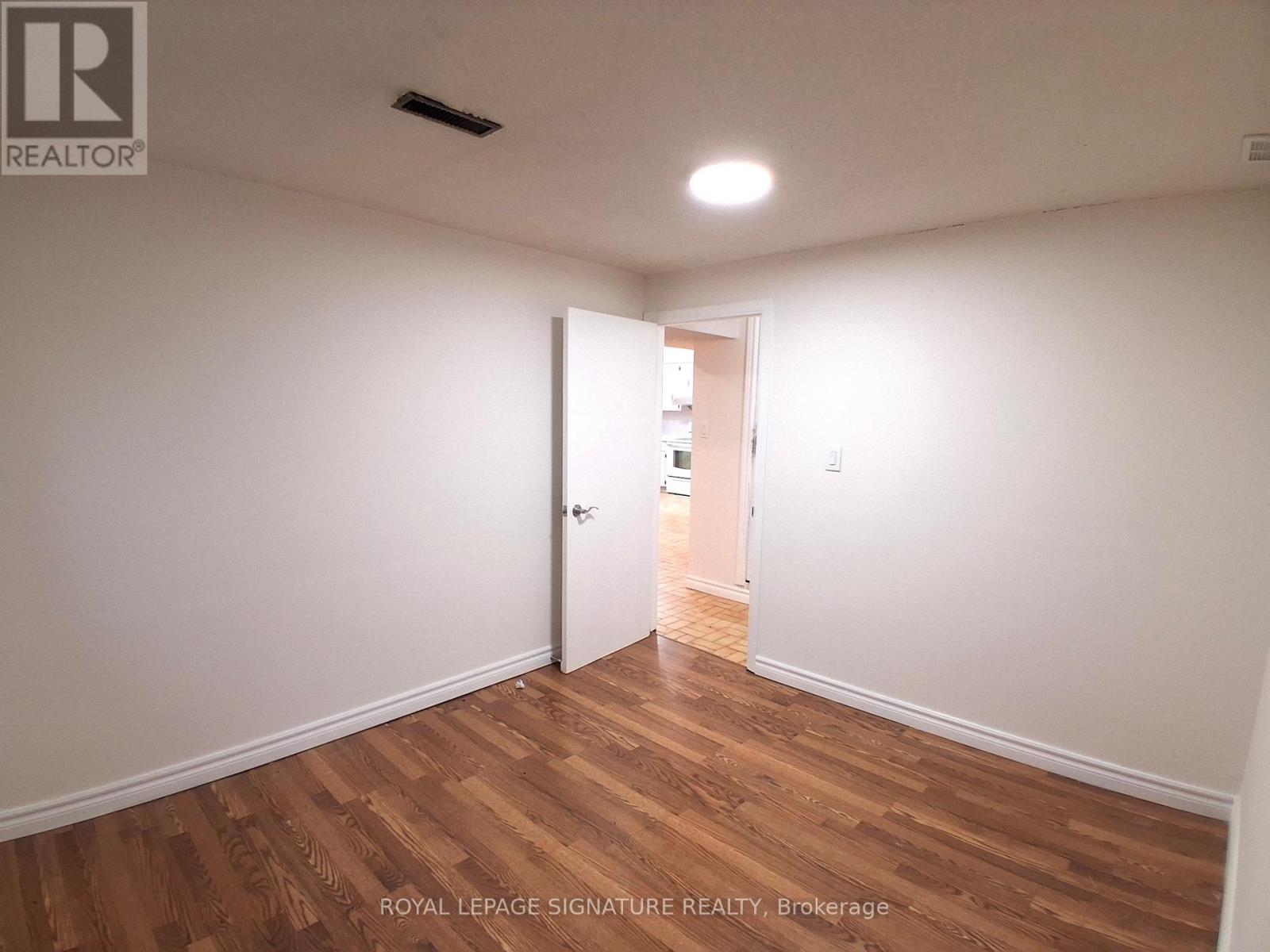 Lower Bsmt - 4170 Sunset Valley Court, Mississauga, Ontario  L4W 3L5 - Photo 22 - W13713768