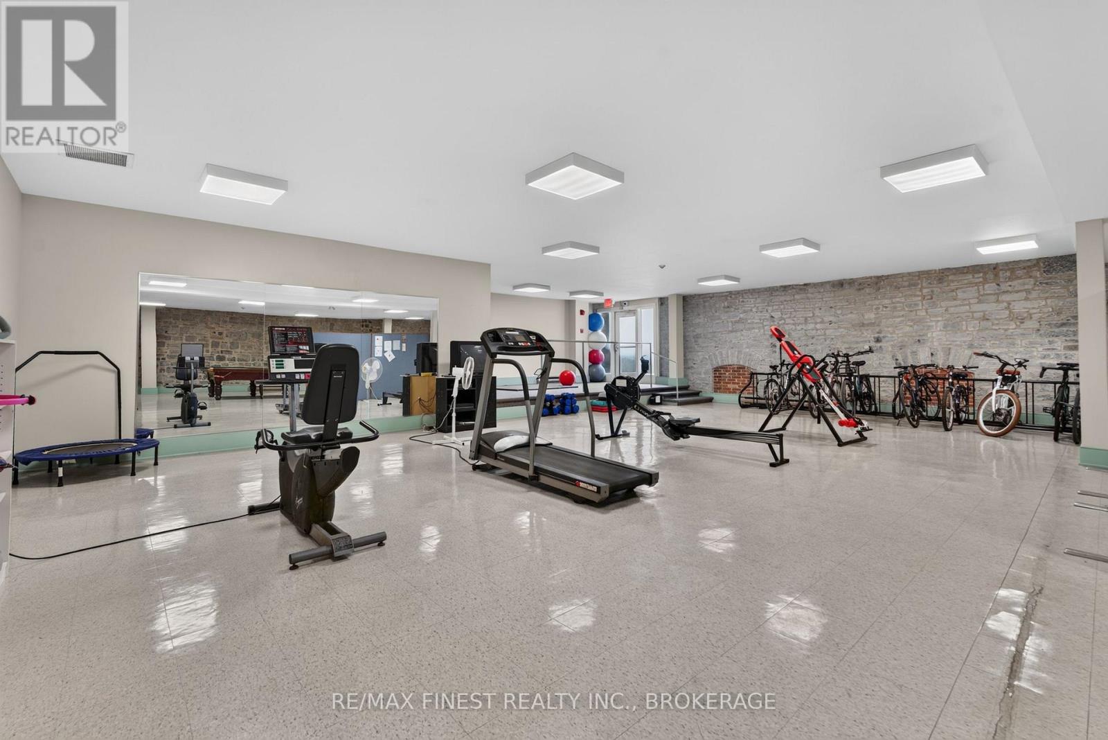 302 - 2 Bay Street, Kingston, Ontario  K7K 6T7 - Photo 37 - X13731506