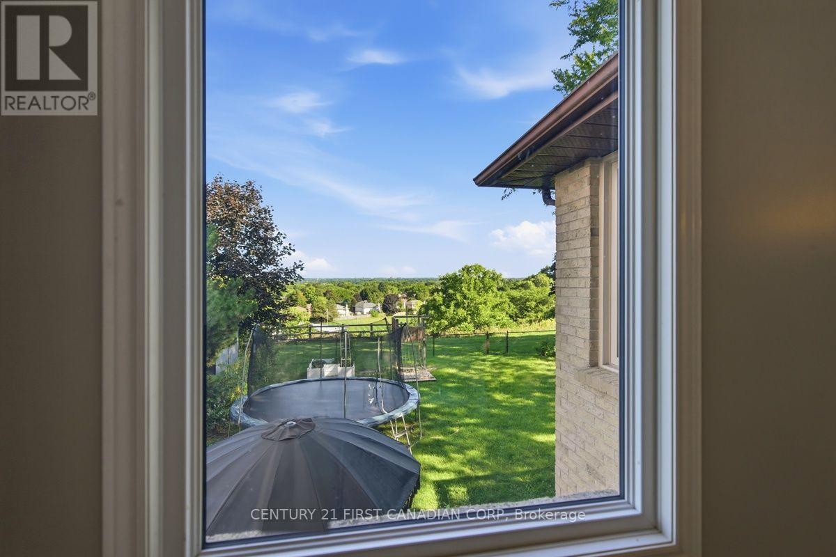 199 Somerset Crescent, London South, Ontario  N6K 3S5 - Photo 10 - X13731324