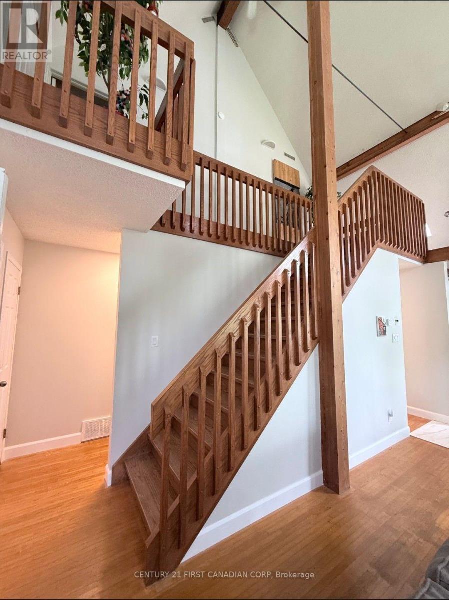 463 Eckford Avenue, Saugeen Shores, Ontario  N0H 2L0 - Photo 12 - X13731384