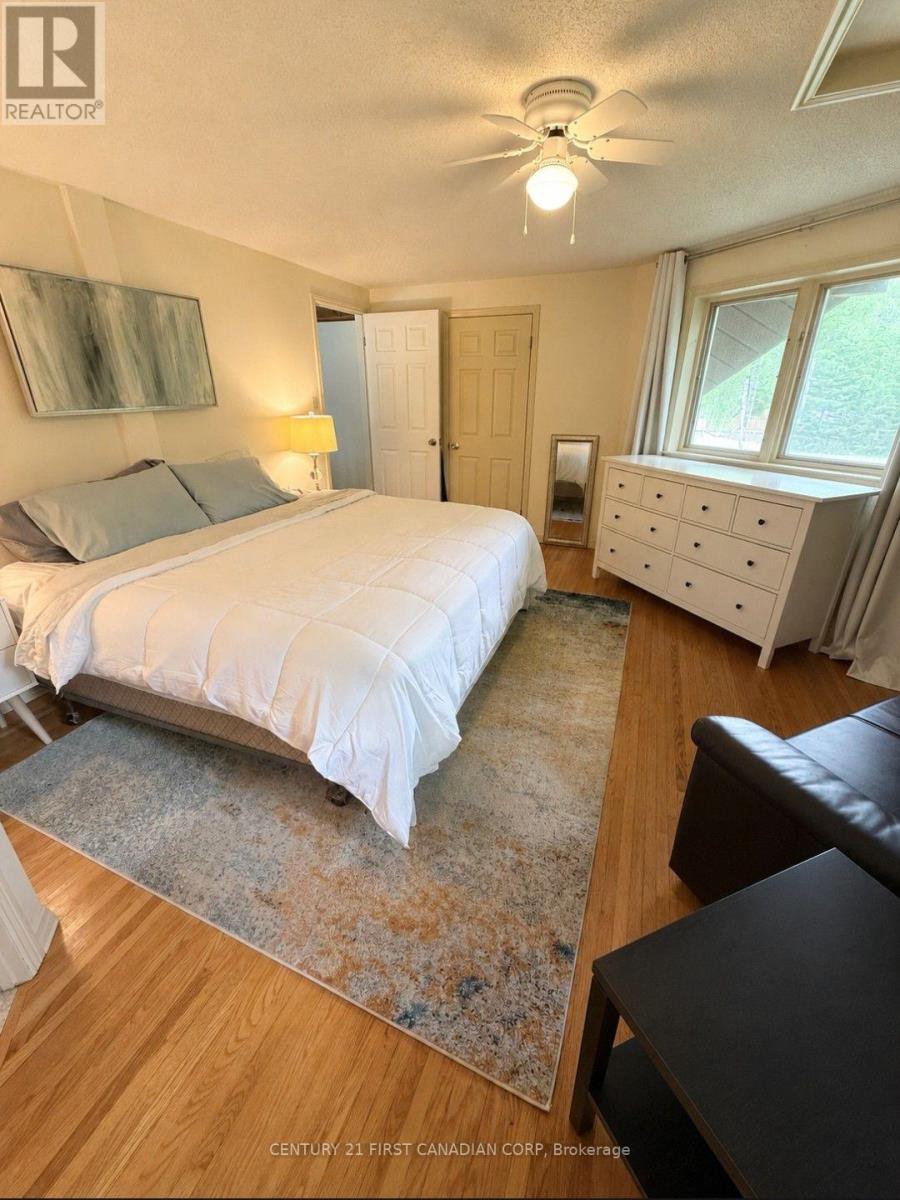 463 Eckford Avenue, Saugeen Shores, Ontario  N0H 2L0 - Photo 15 - X13731384