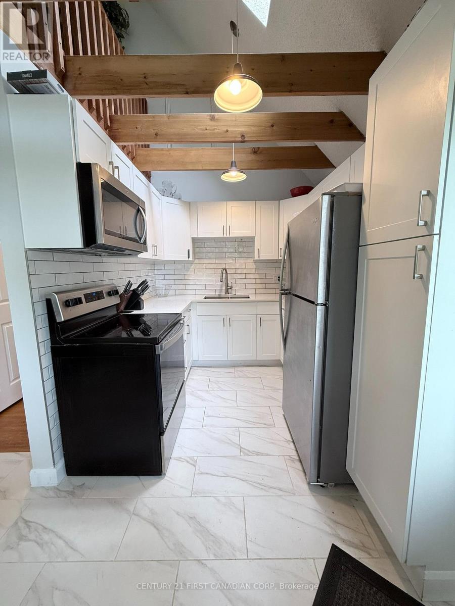 463 Eckford Avenue, Saugeen Shores, Ontario  N0H 2L0 - Photo 9 - X13731384