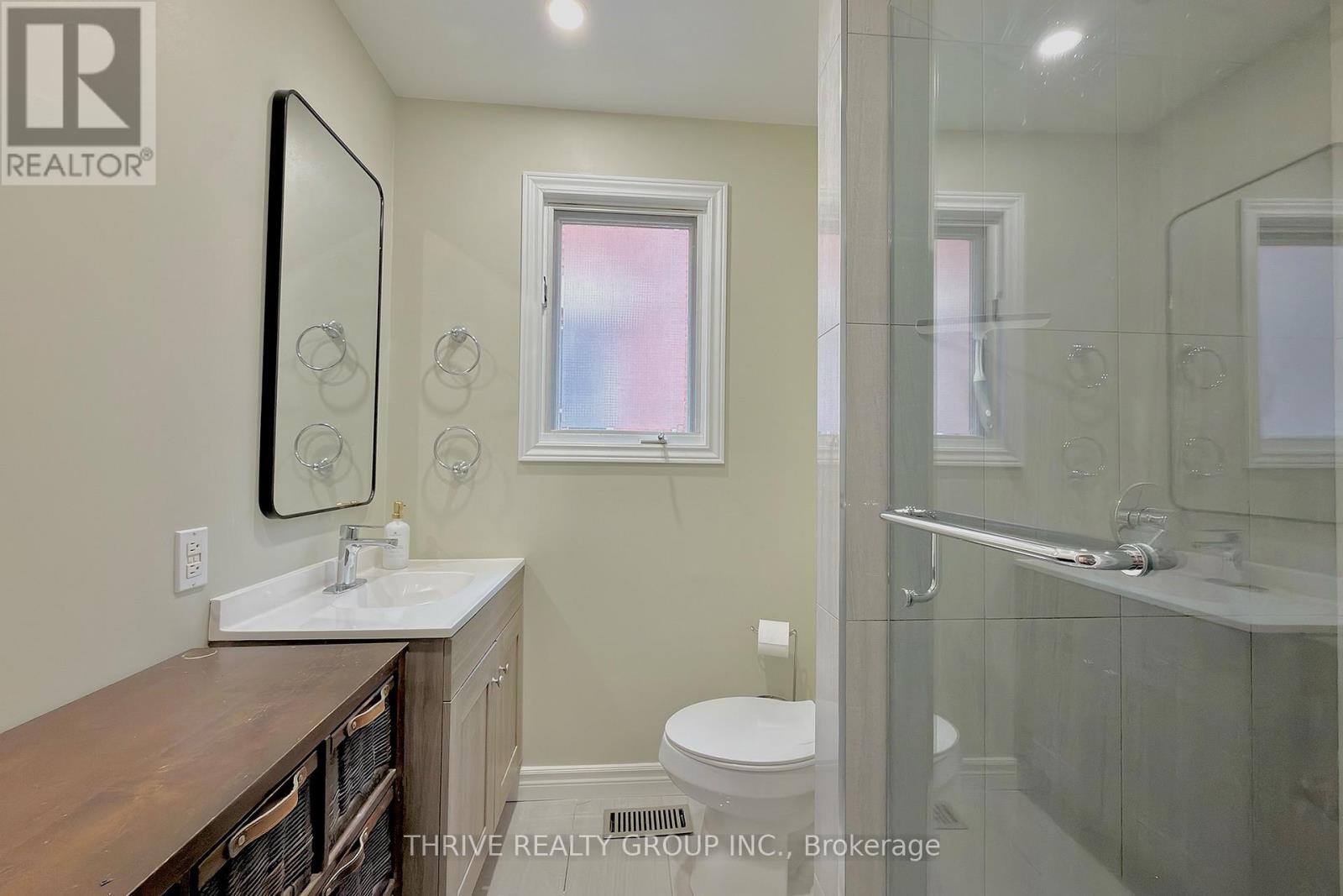 Upper - 538 Quebec Street, London East, Ontario  N5W 3Z1 - Photo 11 - X13731396