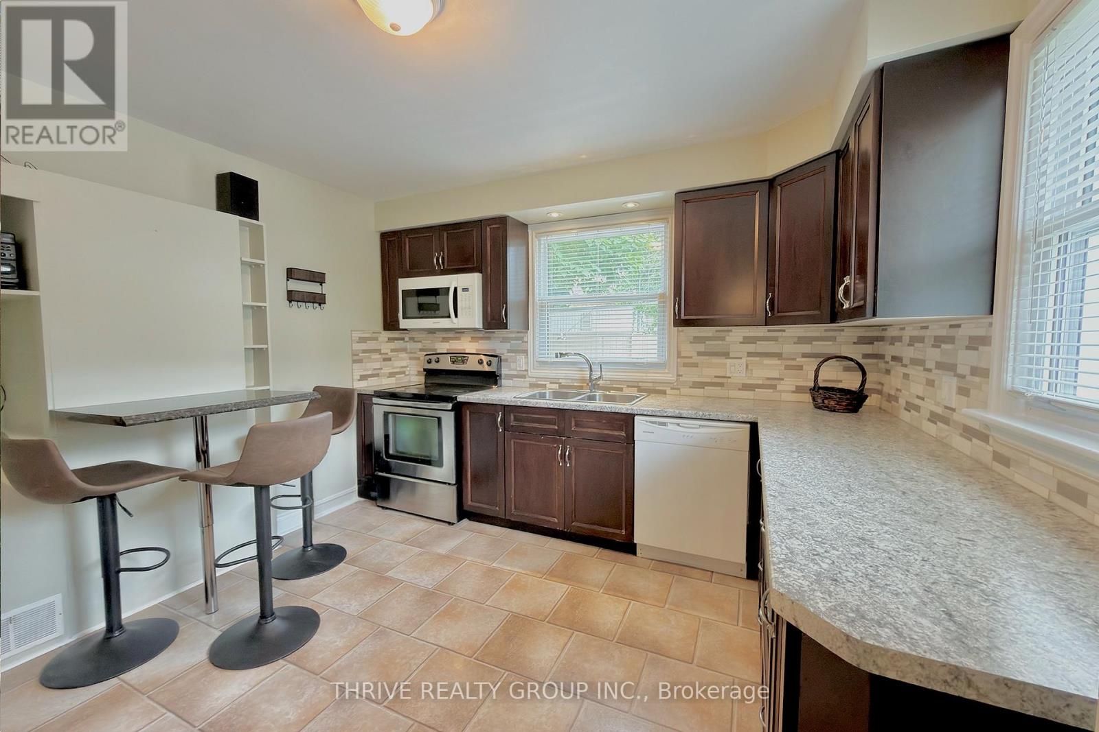 Upper - 538 Quebec Street, London East, Ontario  N5W 3Z1 - Photo 3 - X13731396