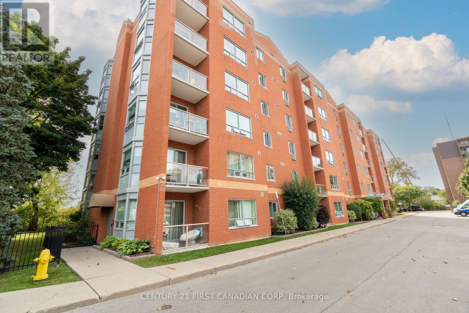 608 - 77 BASELINE ROAD W, London South, Ontario