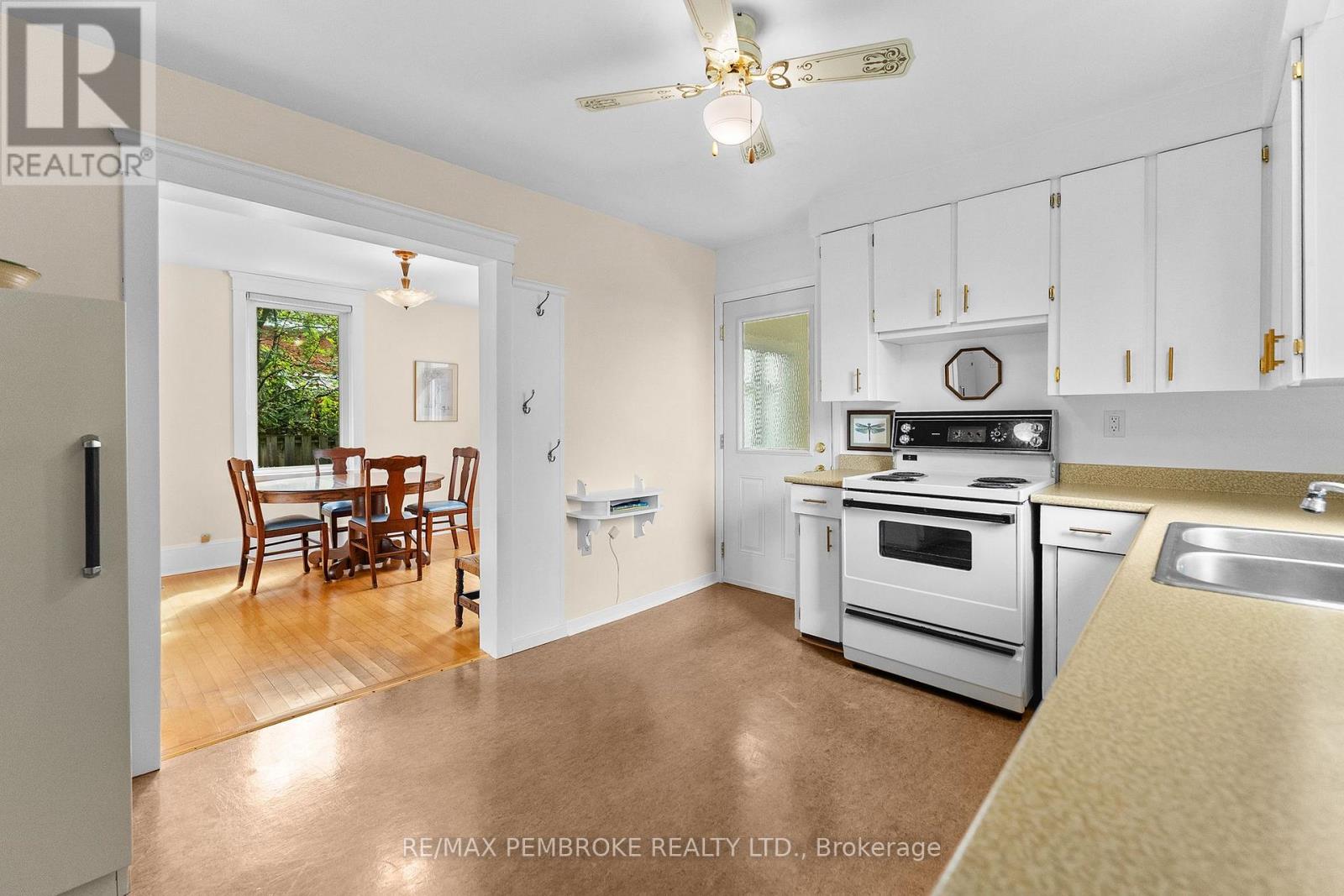 348 Esther Street, Pembroke, Ontario K8A 3C8 - Photo 12 - X13731608
