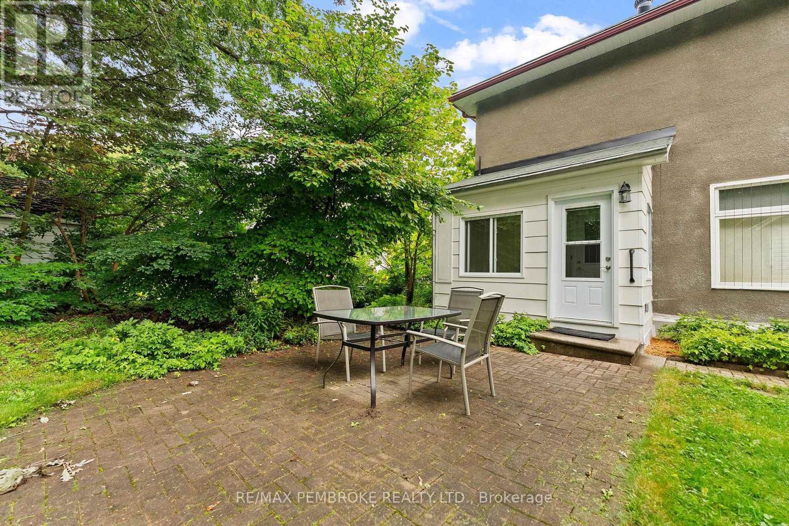 348 Esther Street, Pembroke, Ontario K8A 3C8 - Photo 27 - X13731608