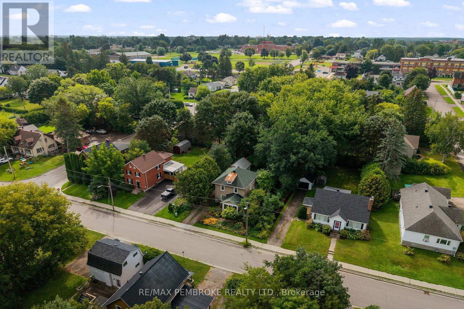348 Esther Street, Pembroke, Ontario K8A 3C8 - Photo 41 - X13731608