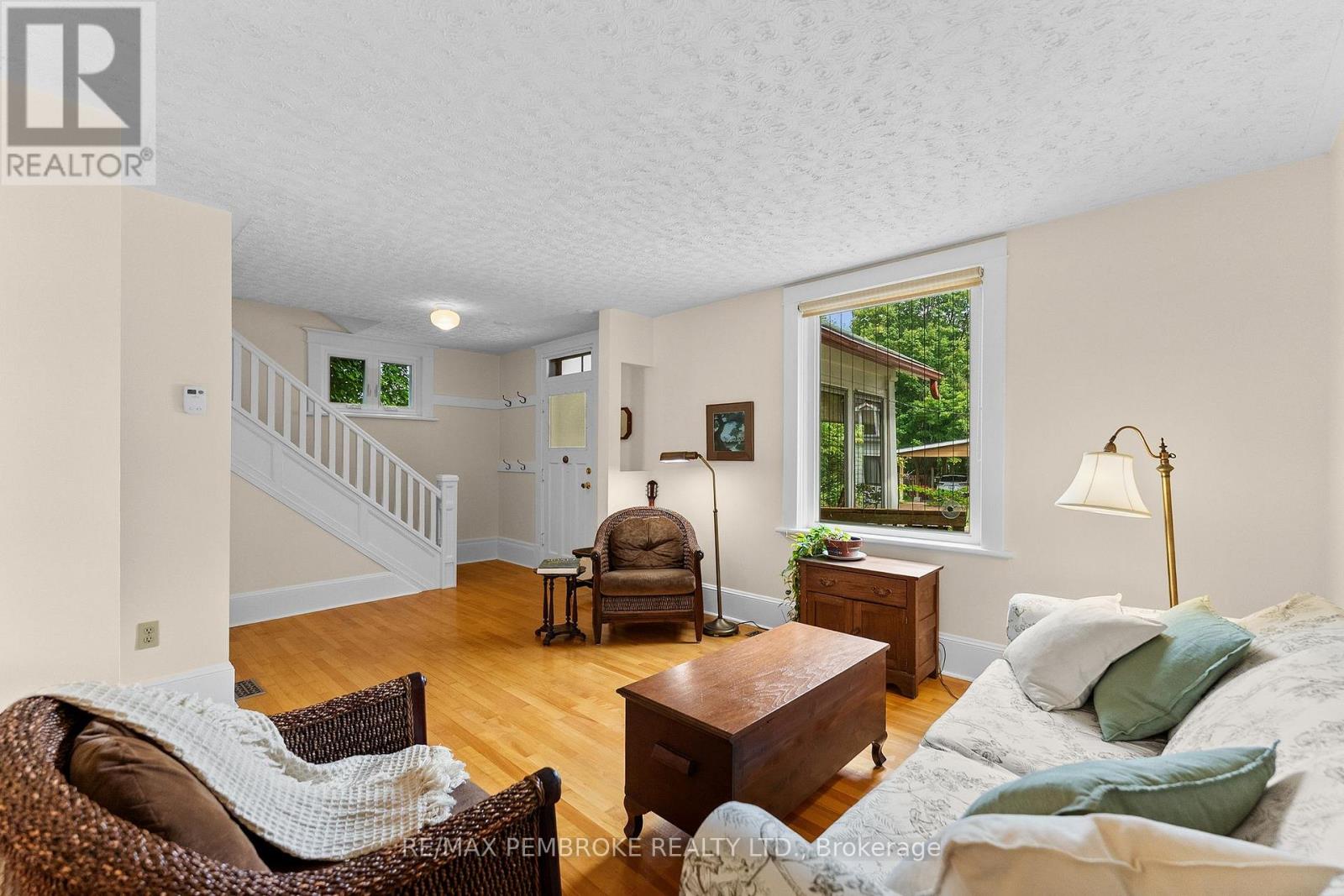 348 Esther Street, Pembroke, Ontario K8A 3C8 - Photo 6 - X13731608