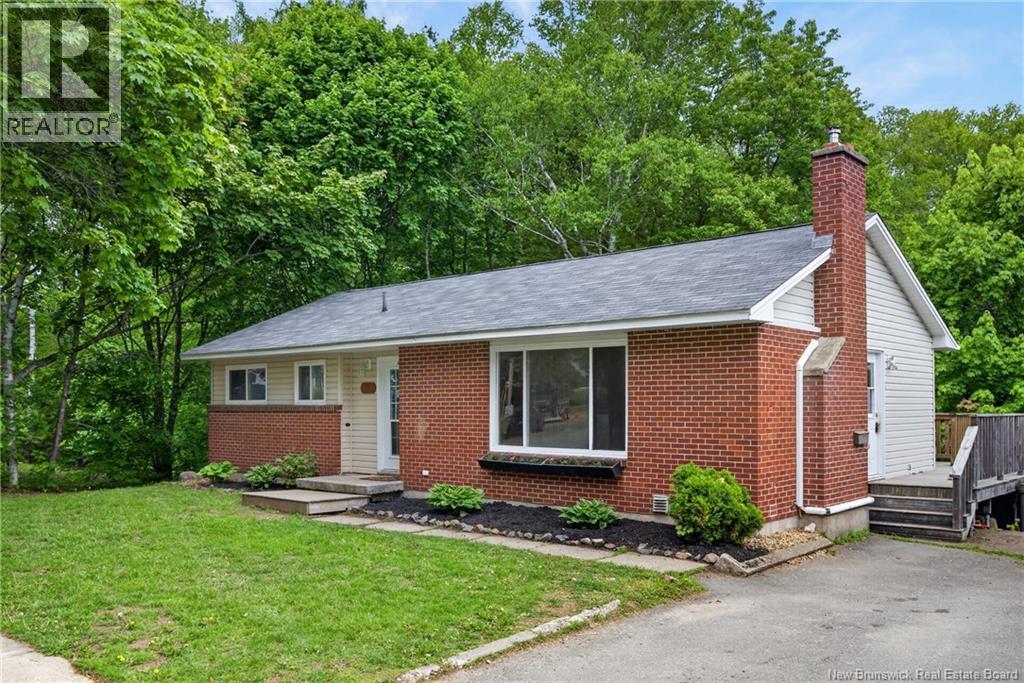 132 Topcliffe Crescent, Fredericton, New Brunswick