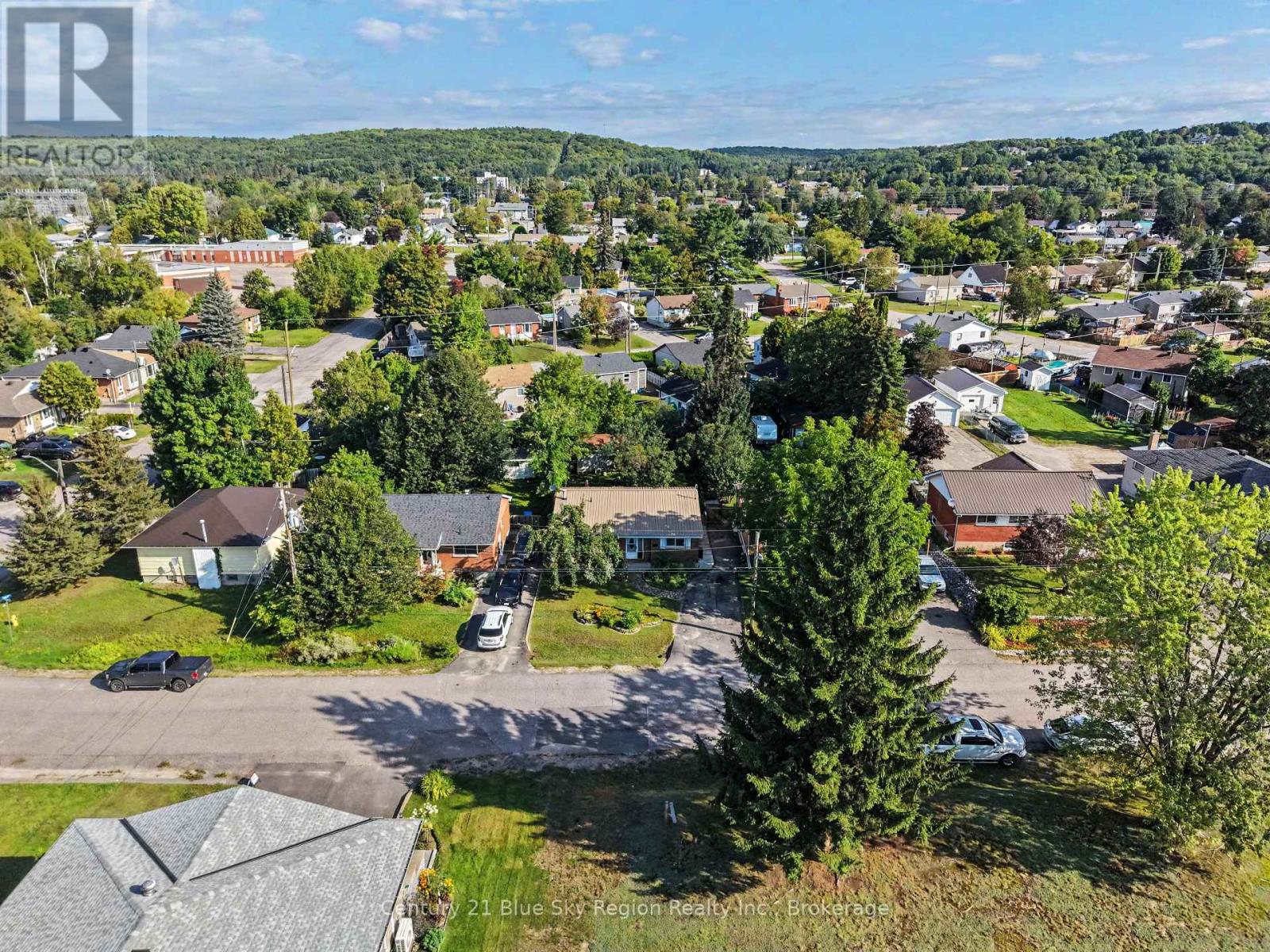 328 Mckenzie Avenue, North Bay, Ontario  P1B 7E2 - Photo 37 - X13731598
