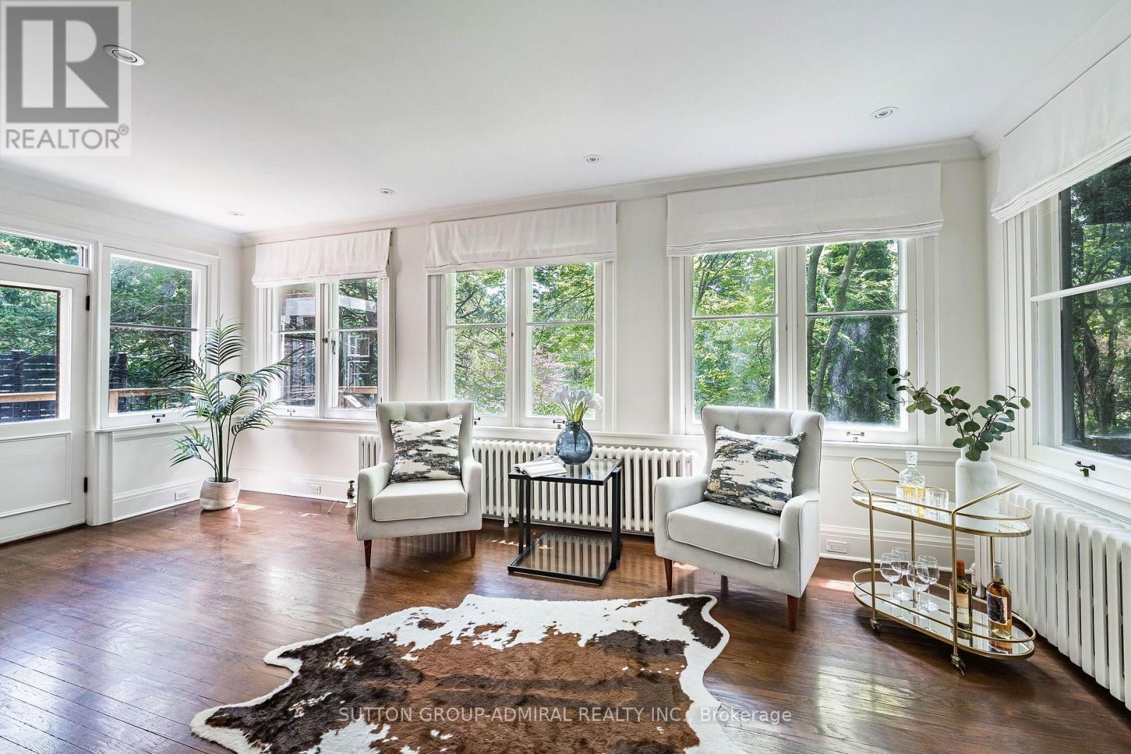 63 Highland Avenue, Toronto, Ontario  M4W 2A2 - Photo 10 - C13731350