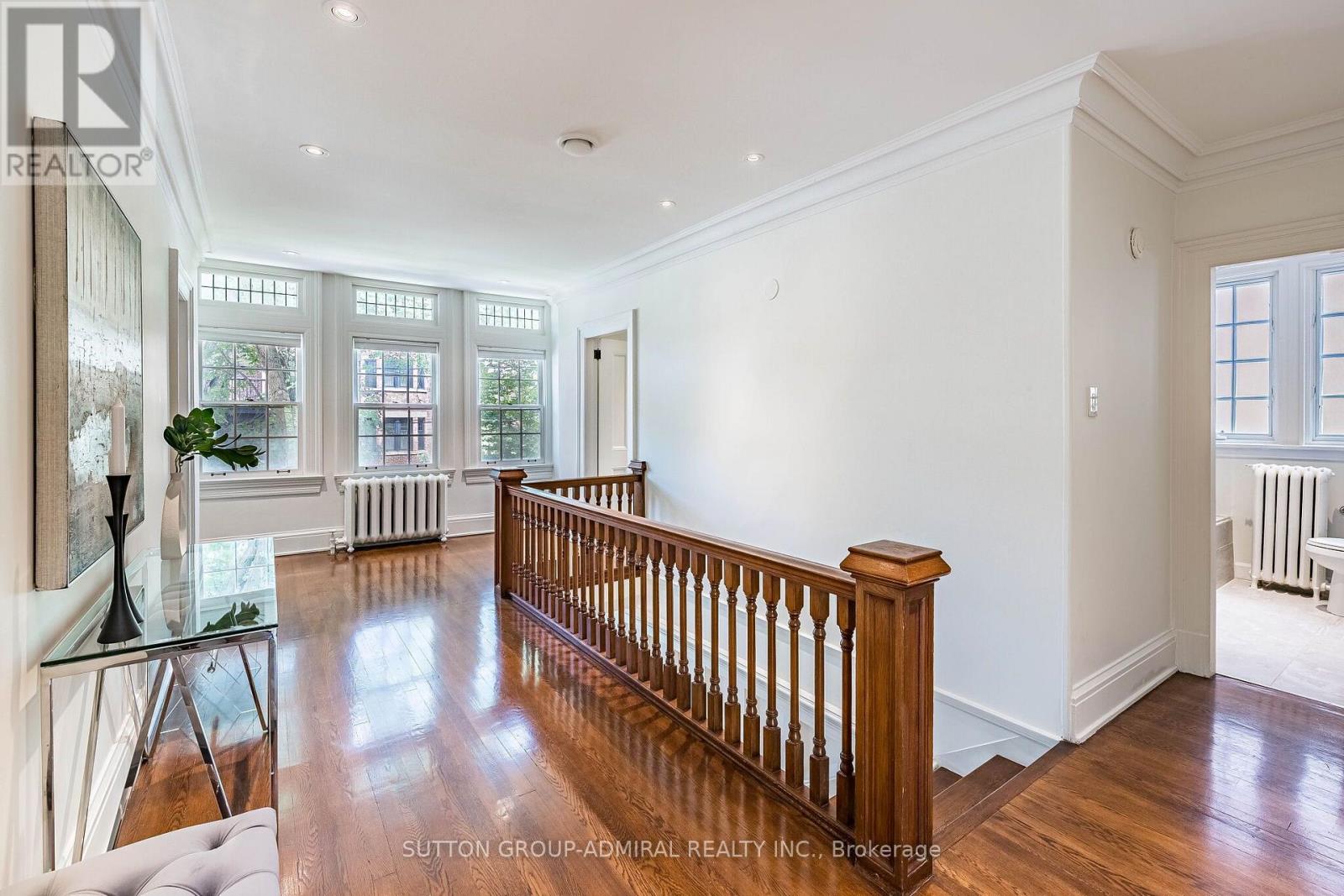 63 Highland Avenue, Toronto, Ontario  M4W 2A2 - Photo 21 - C13731350