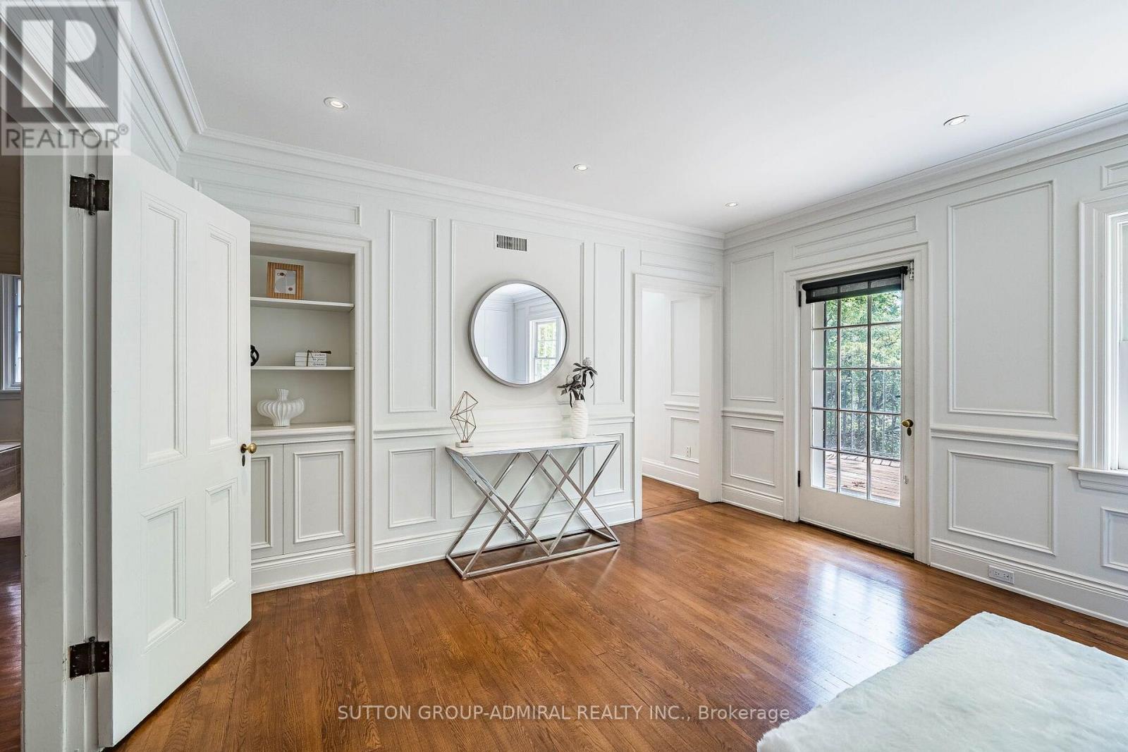 63 Highland Avenue, Toronto, Ontario  M4W 2A2 - Photo 24 - C13731350