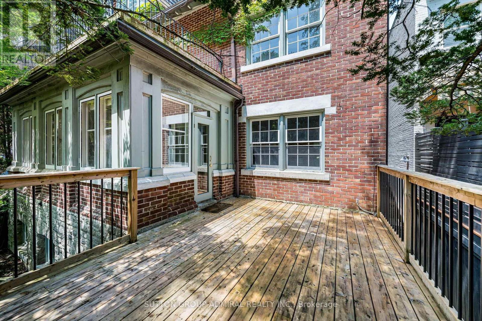 63 Highland Avenue, Toronto, Ontario  M4W 2A2 - Photo 47 - C13731350