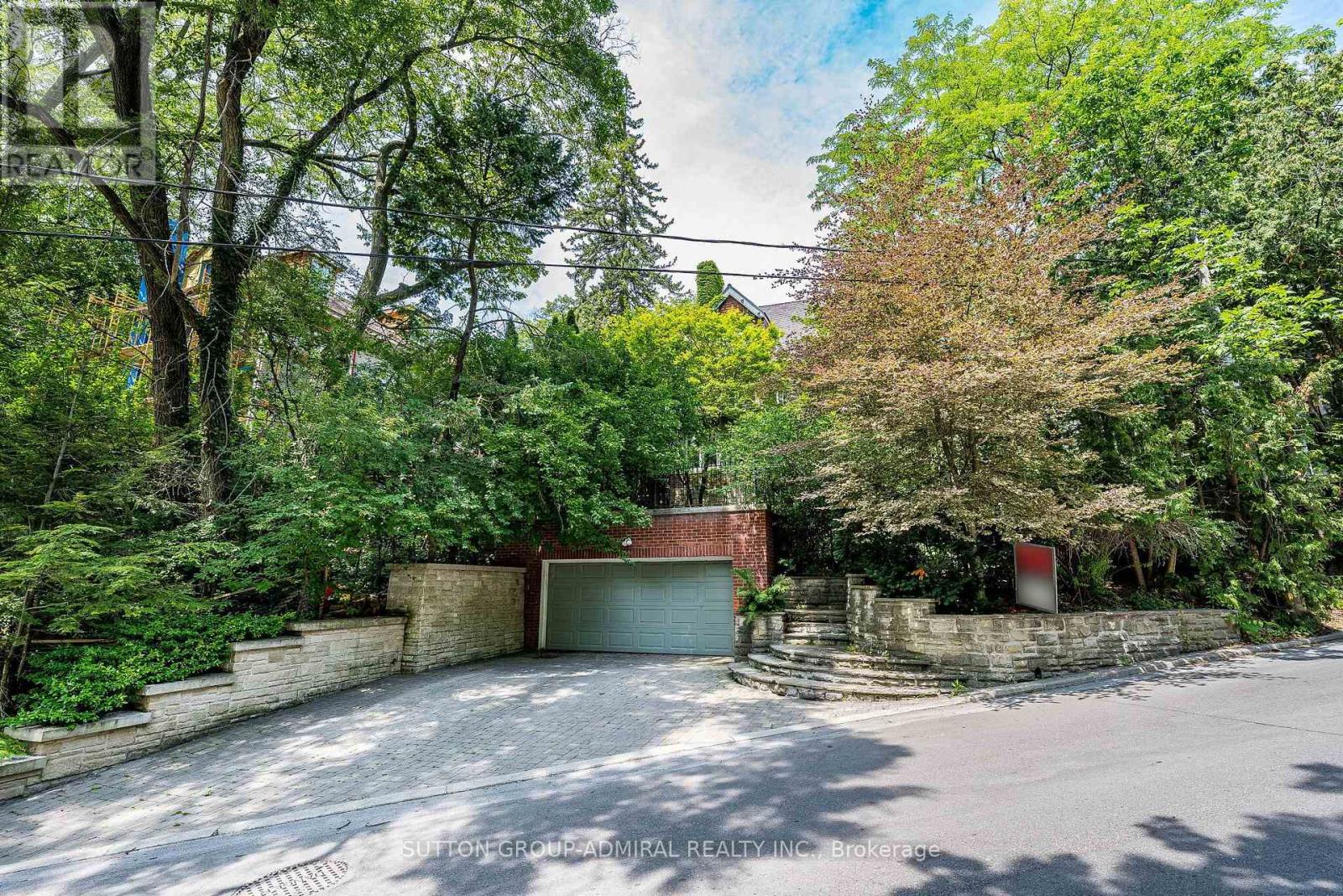 63 Highland Avenue, Toronto, Ontario  M4W 2A2 - Photo 50 - C13731350
