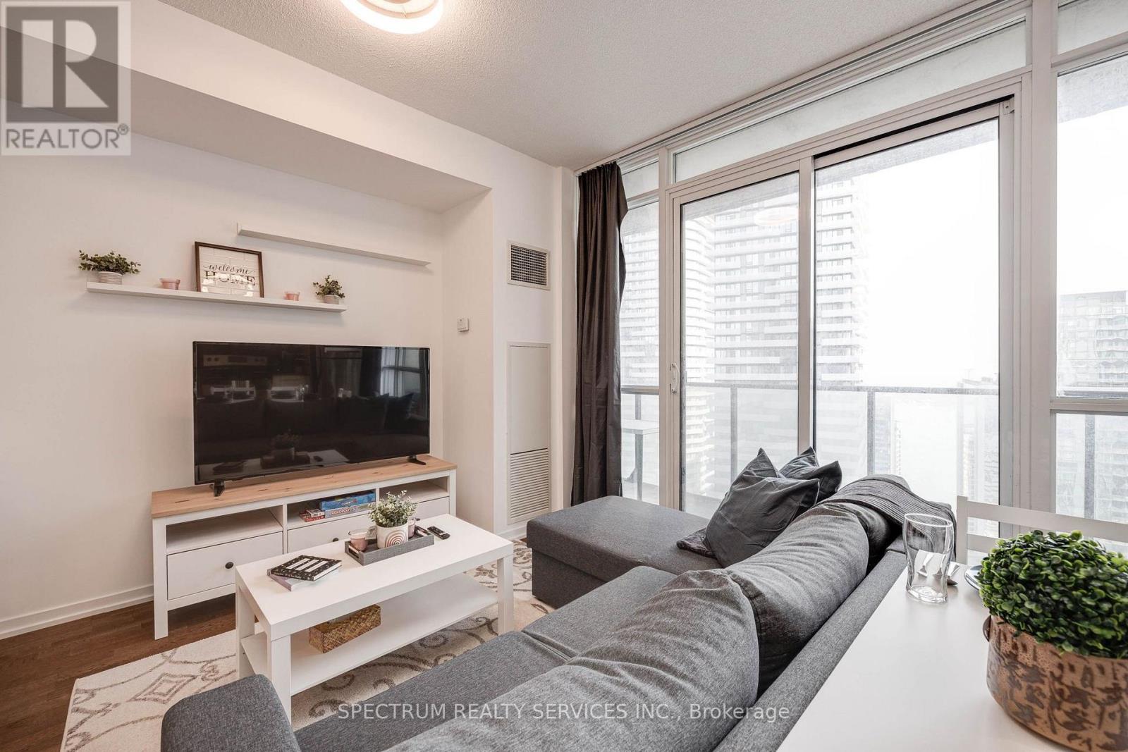 4511 - 65 Bremner Boulevard, Toronto, Ontario  M5J 0A6 - Photo 5 - C13731386