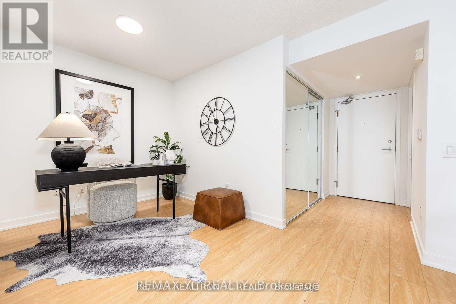 710 - 121 Mcmahon Drive, Toronto, Ontario  M2K 0C1 - Photo 2 - C13731634