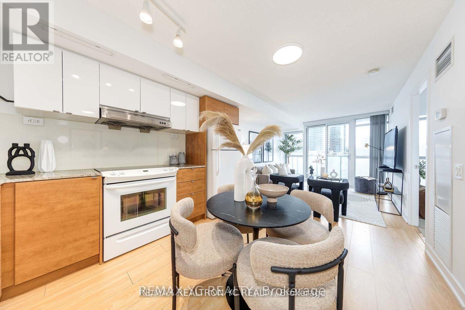 710 - 121 Mcmahon Drive, Toronto, Ontario  M2K 0C1 - Photo 6 - C13731634