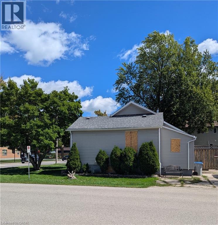 608 Main Street E, Listowel, Ontario  N4W 2C7 - Photo 2 - 40859755
