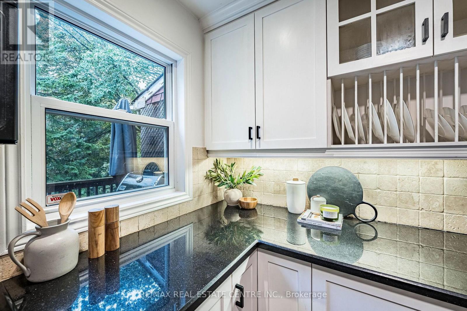 14 Wildwood Crescent, Toronto, Ontario  M4L 2K7 - Photo 11 - E13731338
