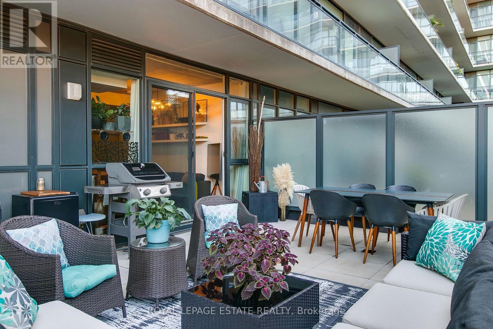 305 - 1190 DUNDAS STREET E, Toronto, Ontario