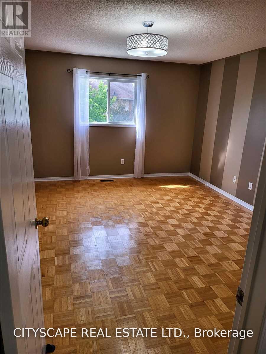 3 Jays Drive, Whitby, Ontario  L1R 2P5 - Photo 25 - E13731632