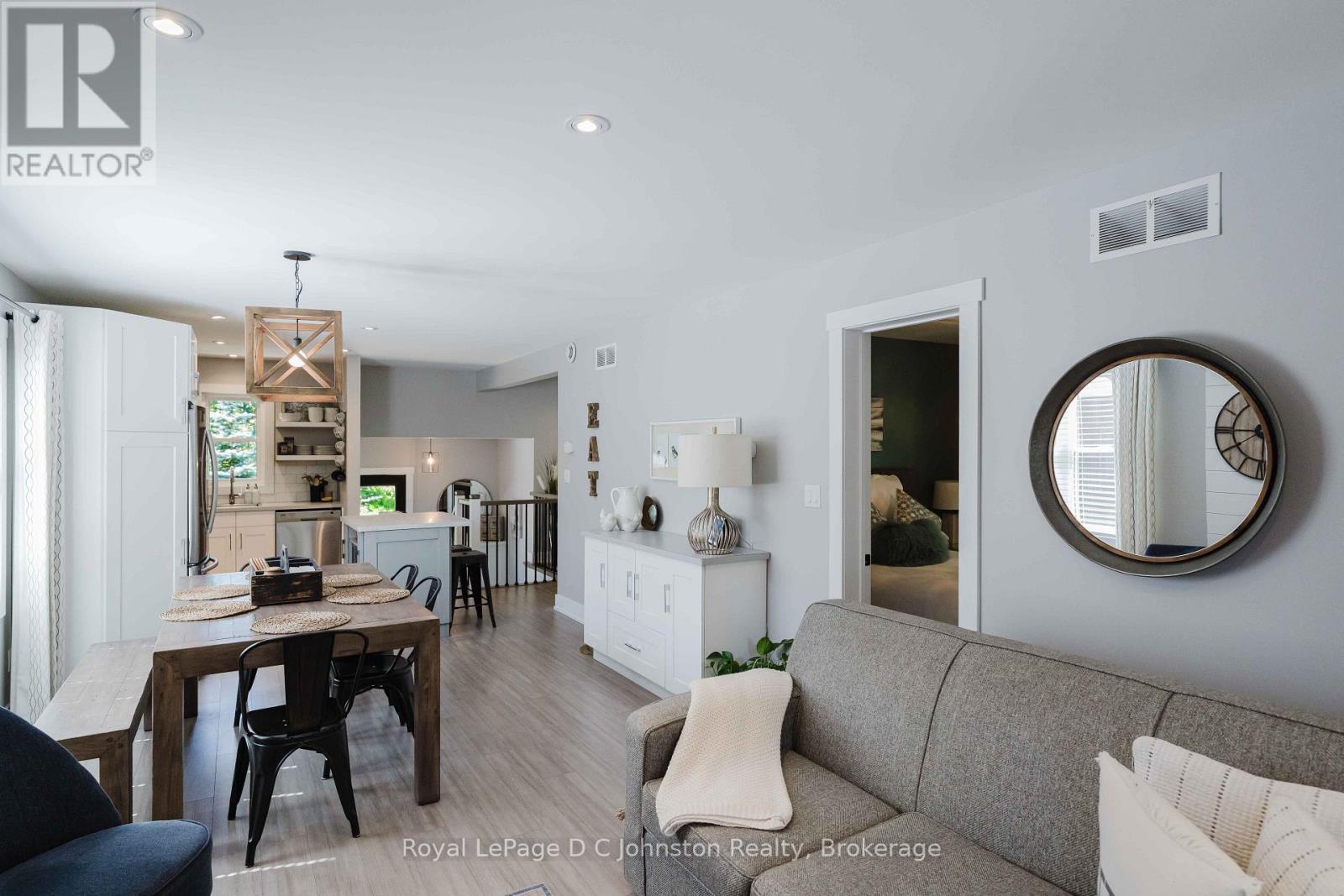 285 Huron Street S, Saugeen Shores, Ontario  N0H 2L0 - Photo 8 - X13731250
