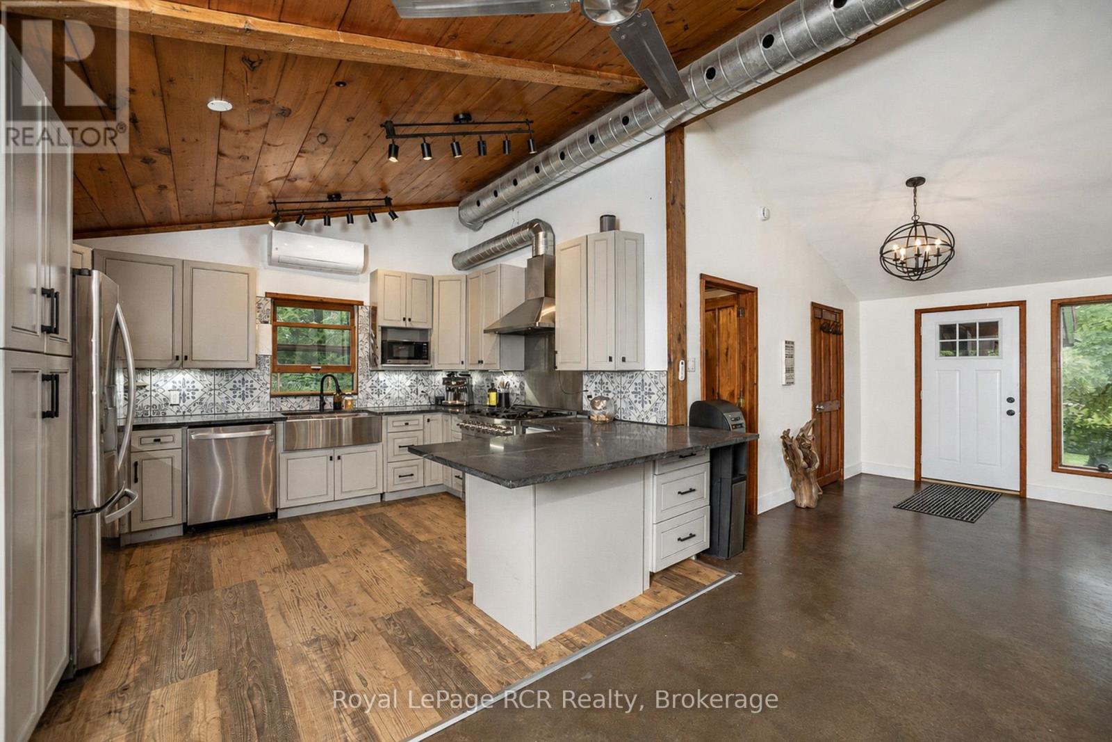 585216 Sideroad 10a, Grey Highlands, Ontario N0C 1H0 - Photo 8 - X13731444