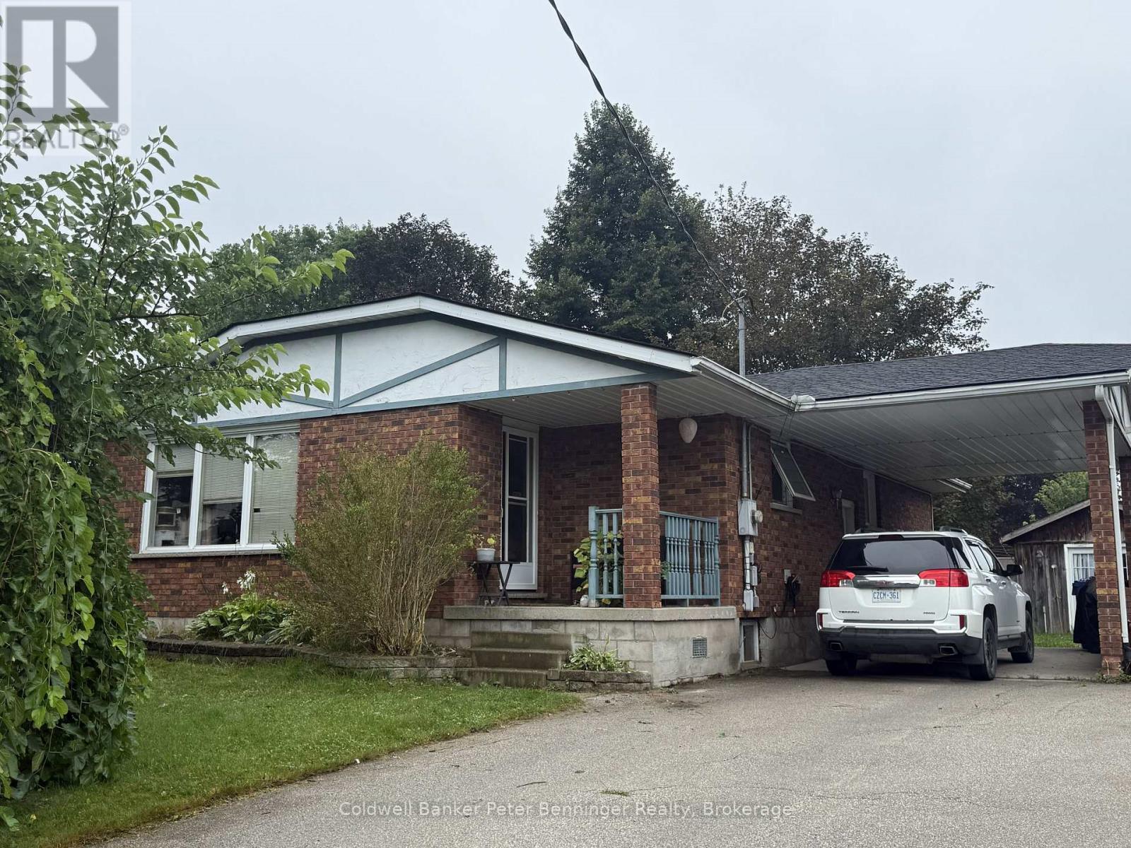 672 21ST AVENUE, Hanover, Ontario