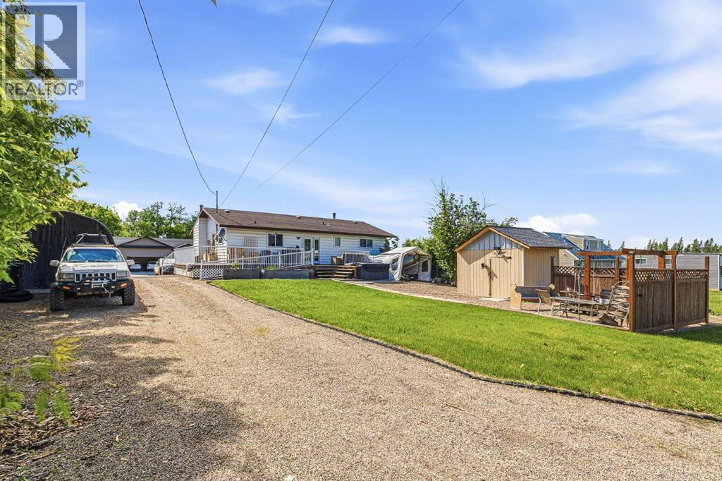 207 7 Avenue, Paradise Hill, Saskatchewan  S0M 2G0 - Photo 43 - A2319344