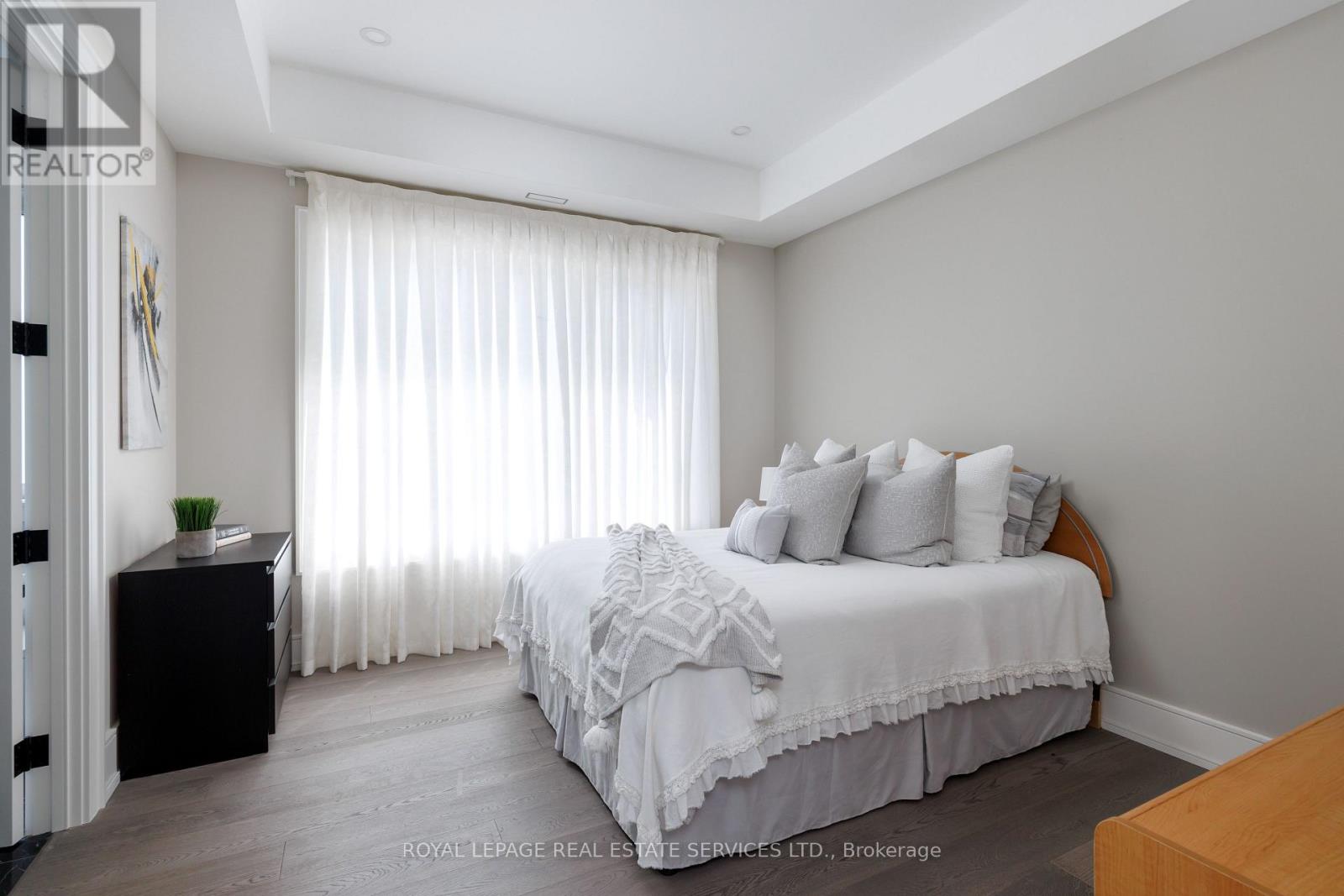 564 Stonecliffe Road, Oakville, Ontario  L6L 4N9 - Photo 19 - W13668526