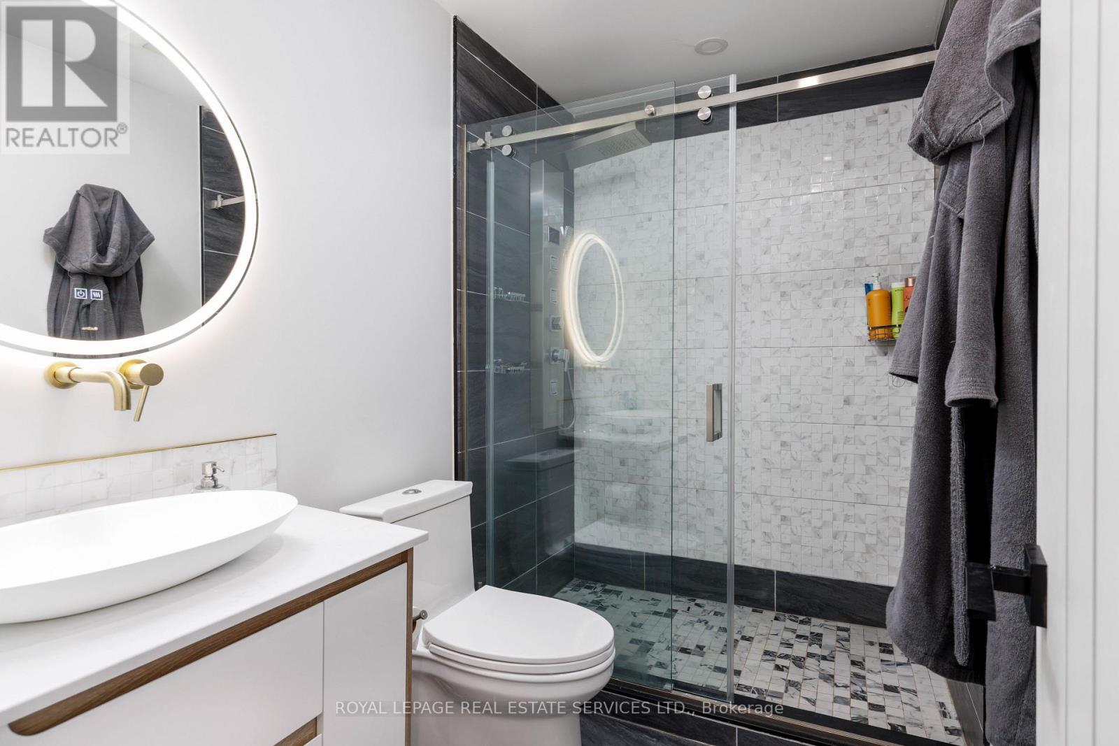 564 Stonecliffe Road, Oakville, Ontario  L6L 4N9 - Photo 35 - W13668526