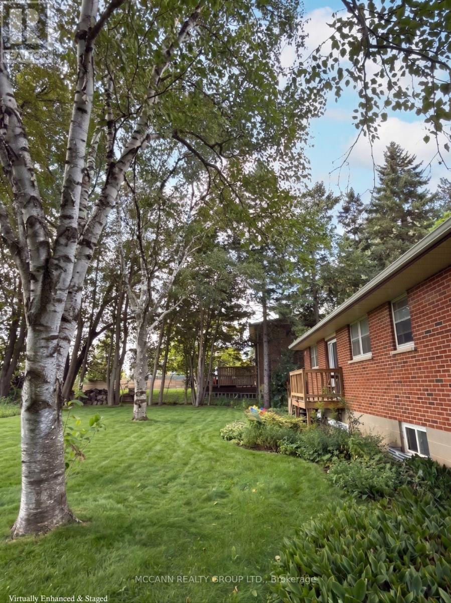 A - 562 Mulock Court, Newmarket, Ontario  L3Y 5H2 - Photo 3 - N13731404