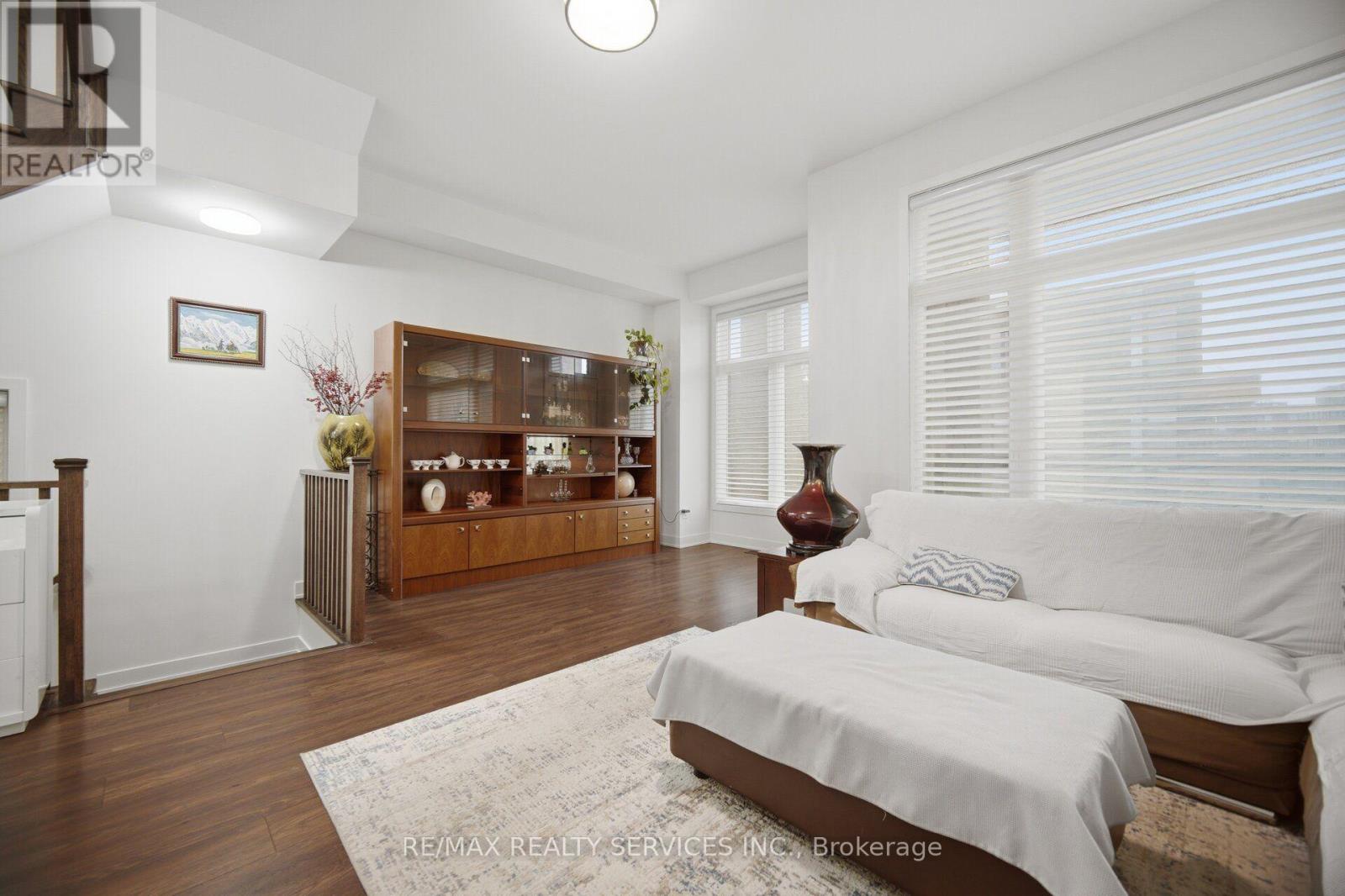 58 Pageant Avenue, Vaughan, Ontario  L4H 4R3 - Photo 17 - N13731434