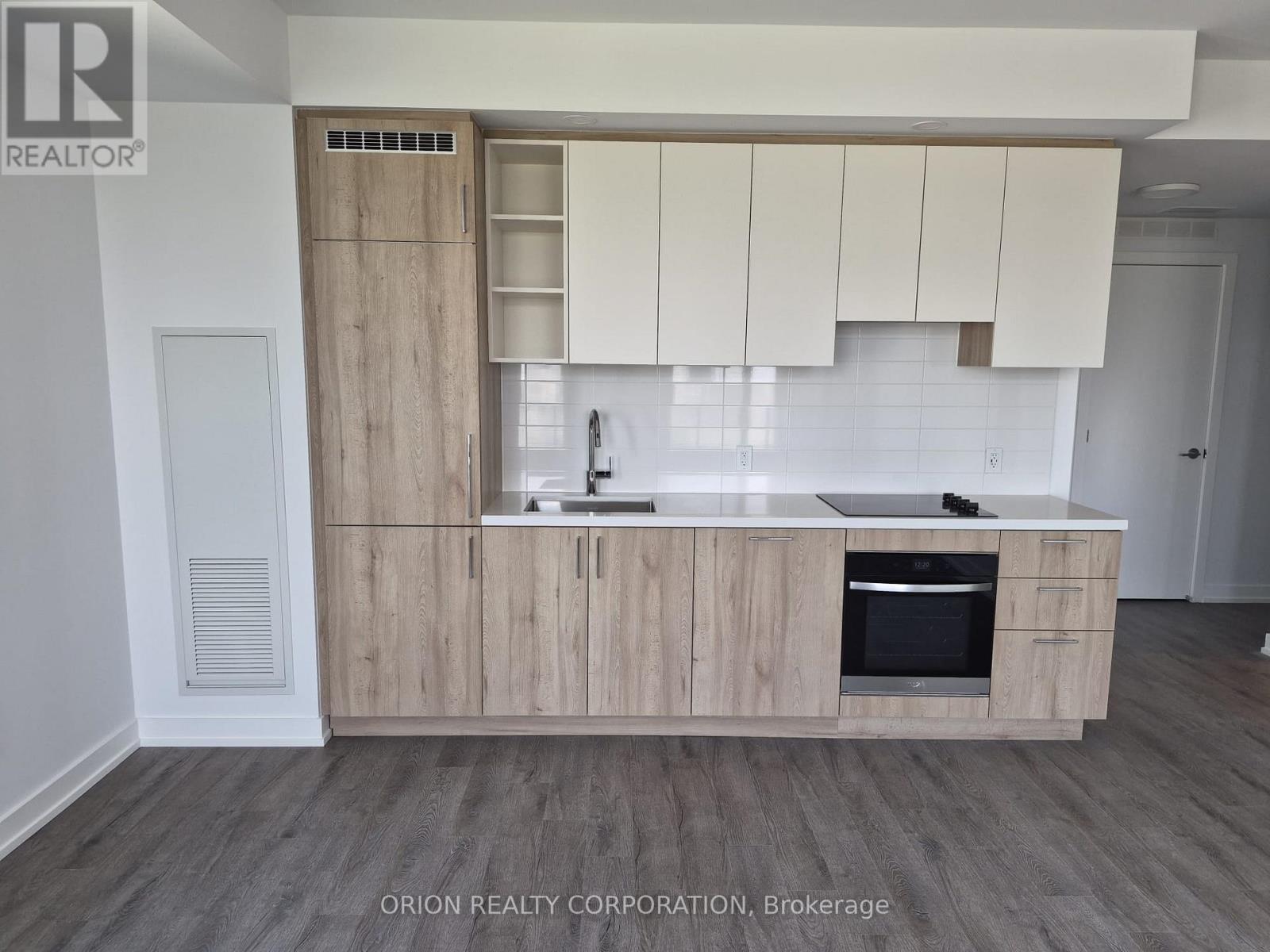 806 - 21 Meadowdale Road, Vaughan, Ontario  L4K 0H6 - Photo 2 - N13731476