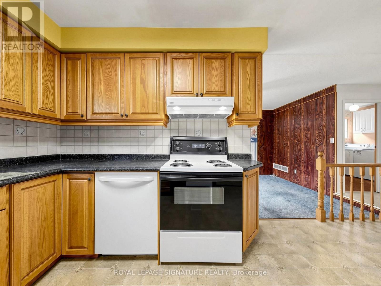 94 Howlett Avenue, Newmarket, Ontario  L3Y 5S5 - Photo 20 - N13731494