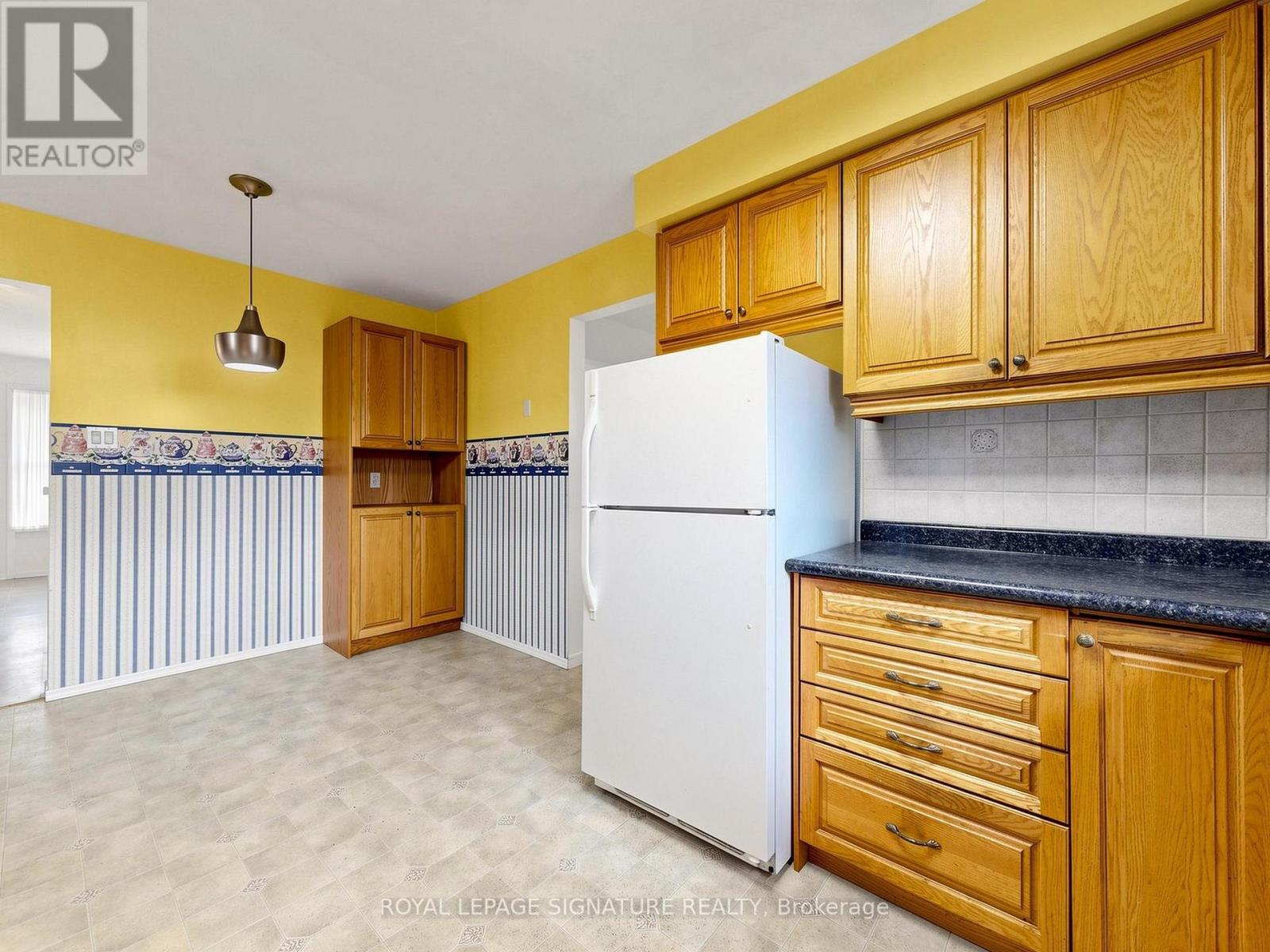 94 Howlett Avenue, Newmarket, Ontario  L3Y 5S5 - Photo 22 - N13731494