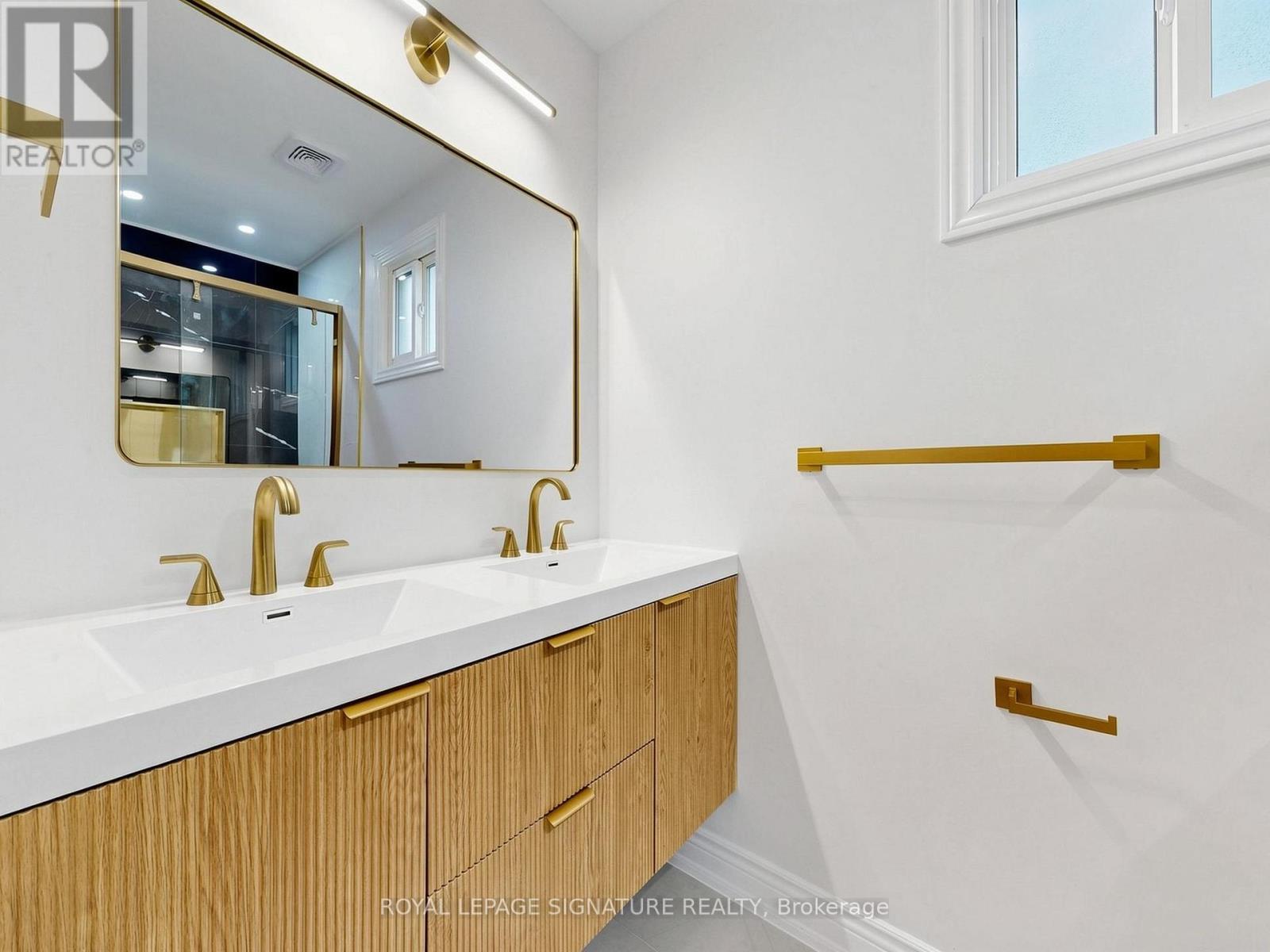 94 Howlett Avenue, Newmarket, Ontario  L3Y 5S5 - Photo 31 - N13731494