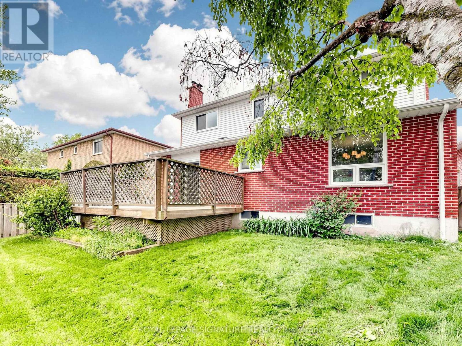 94 Howlett Avenue, Newmarket, Ontario  L3Y 5S5 - Photo 46 - N13731494