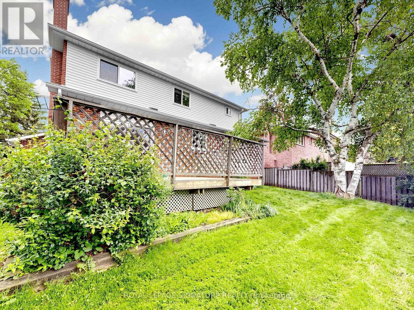 94 Howlett Avenue, Newmarket, Ontario  L3Y 5S5 - Photo 48 - N13731494