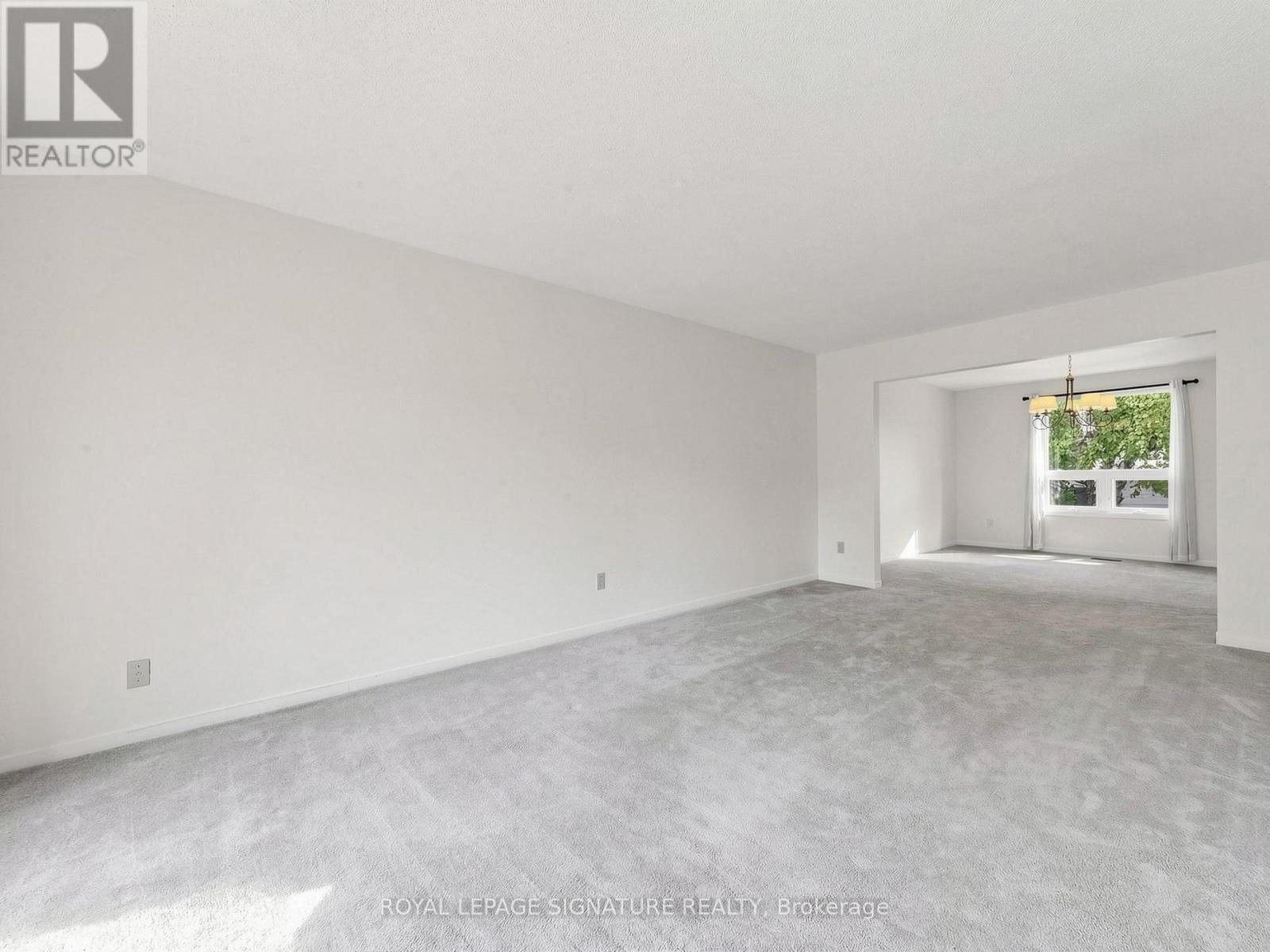 94 Howlett Avenue, Newmarket, Ontario  L3Y 5S5 - Photo 8 - N13731494