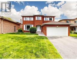 94 HOWLETT AVENUE, Newmarket, Ontario