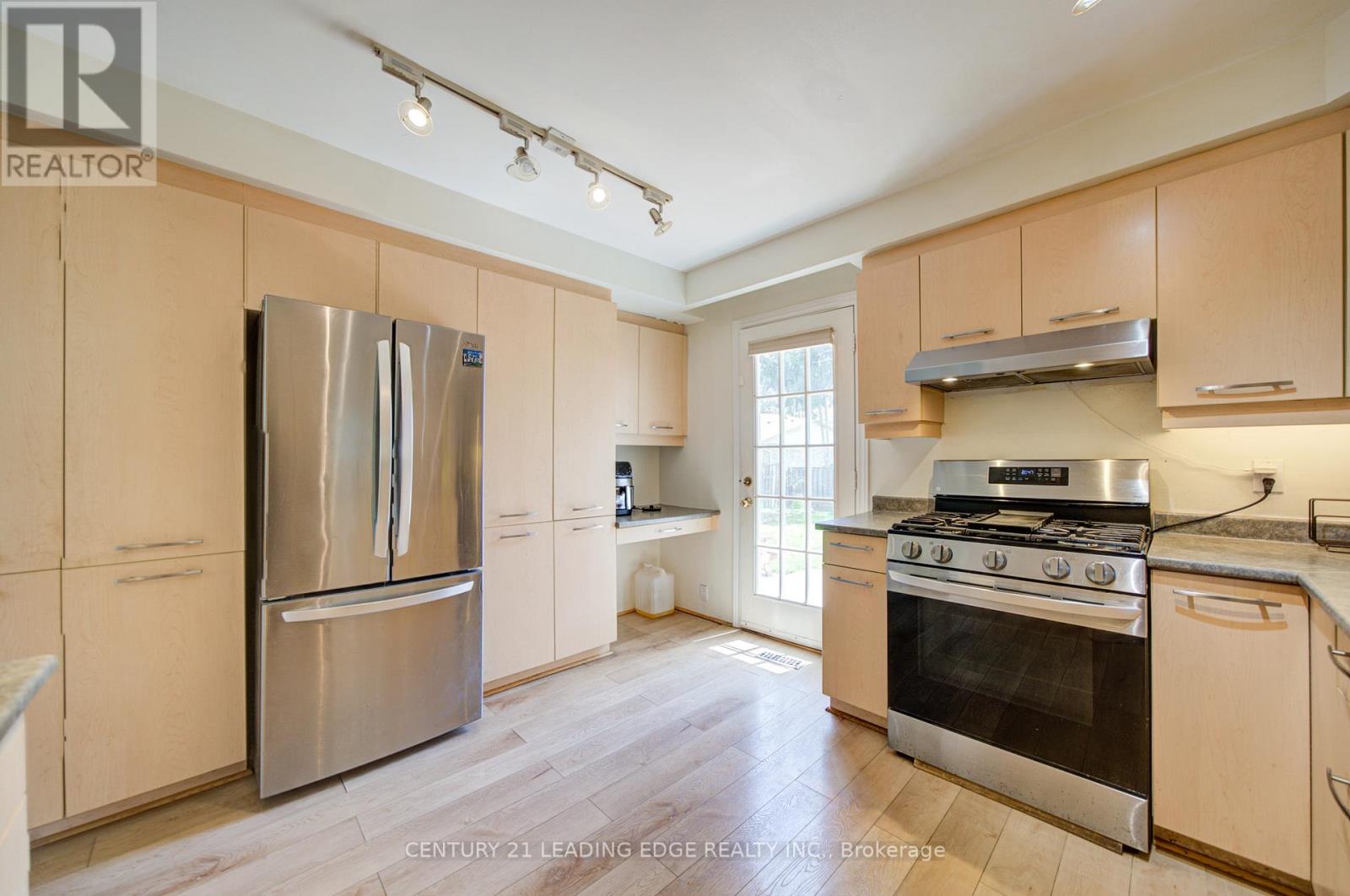 43 Carlton Road, Markham, Ontario  L3R 1Z4 - Photo 7 - N13731542