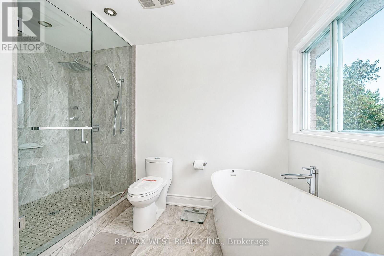 67 Dawlish Avenue, Aurora, Ontario  L4G 6R4 - Photo 12 - N13731580