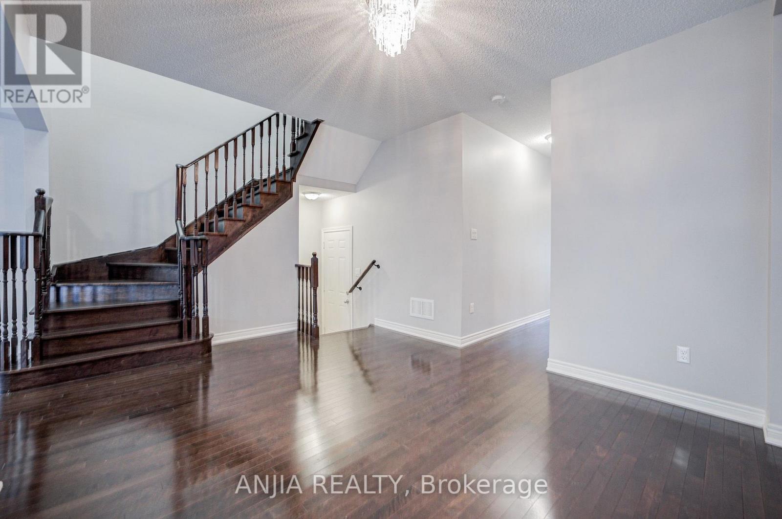 115 Wilfred Murison Avenue, Markham, Ontario  L6C 0S9 - Photo 13 - N13731616