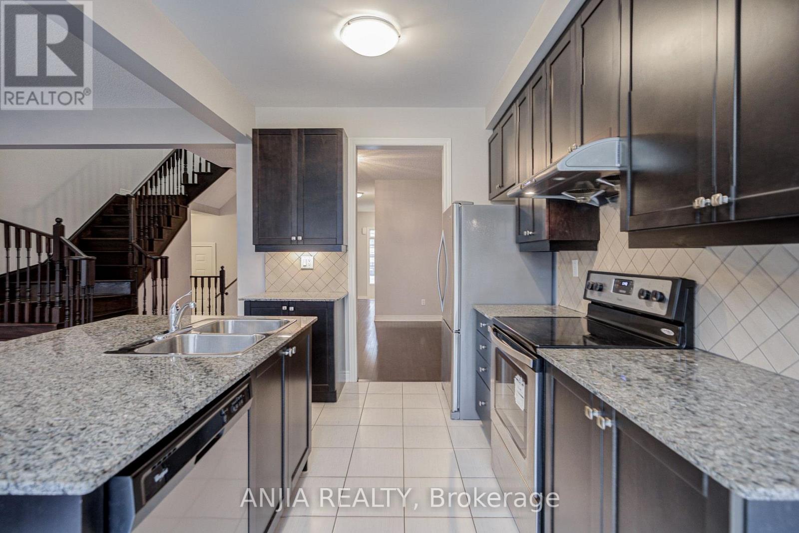 115 Wilfred Murison Avenue, Markham, Ontario  L6C 0S9 - Photo 18 - N13731616