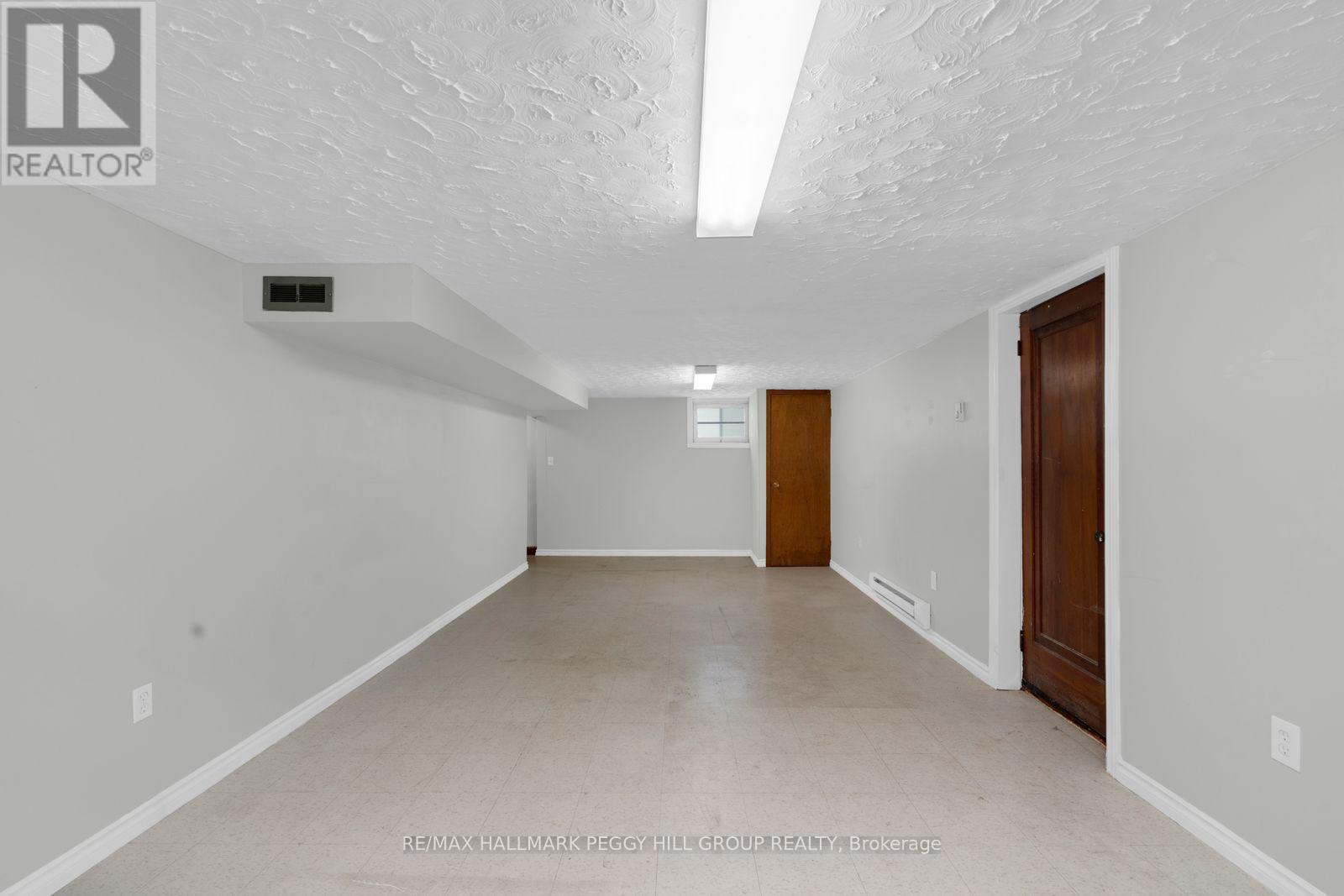 19 Alfred Street, Barrie (Allandale), Ontario  L4N 3L9 - Photo 8 - S13731346