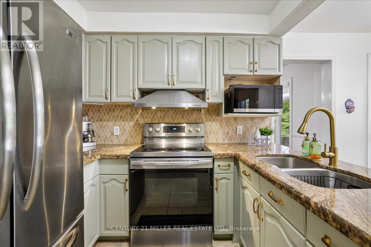 2120 Sixth Line, Oakville, Ontario  L6H 3N1 - Photo 13 - W13731262